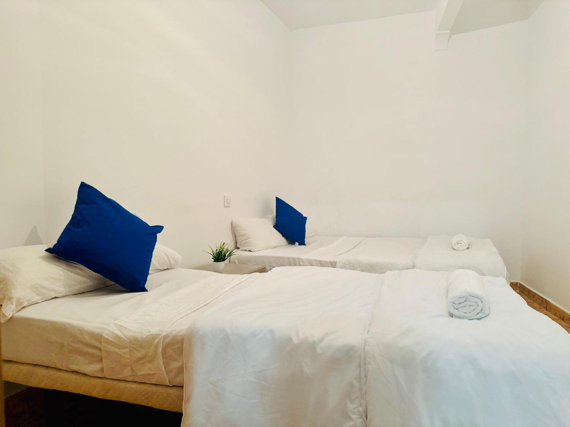 Apartmán Pisos Baraja Gl Madrid Exteriér fotografie