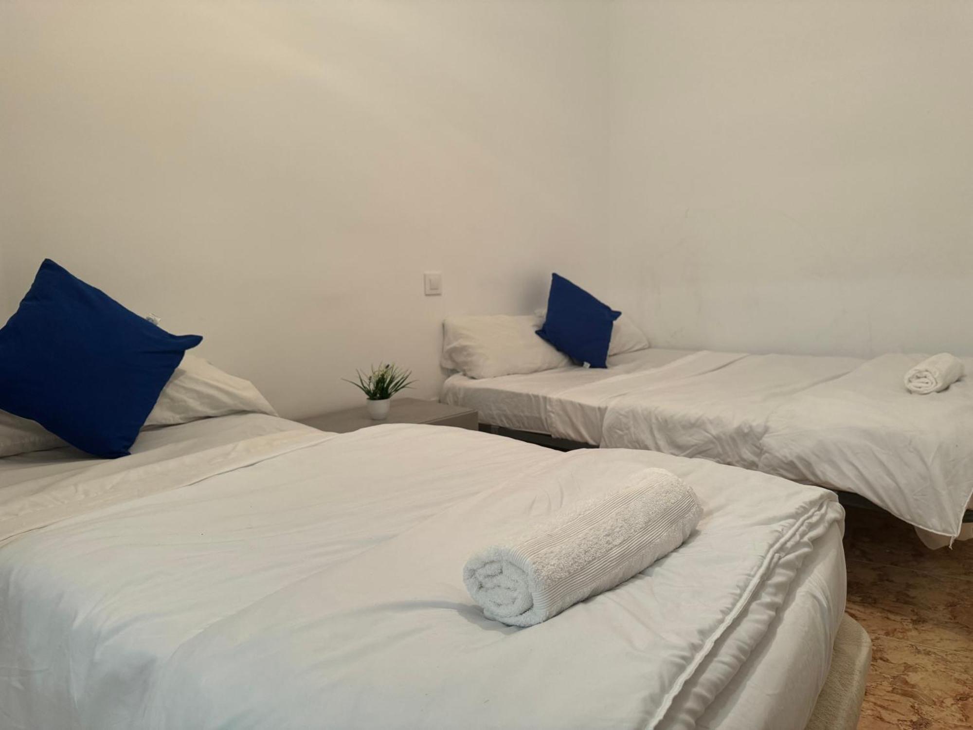 Apartmán Pisos Baraja Gl Madrid Exteriér fotografie